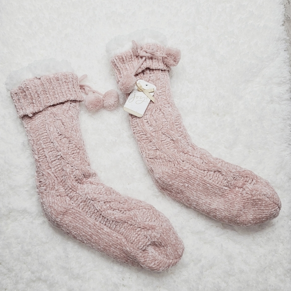 Target Accessories - Ladies' One Size Slipper Socks